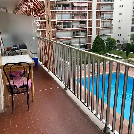 Διαμέρισμα Studio Climatise Avec Piscine En Bord De Mer *